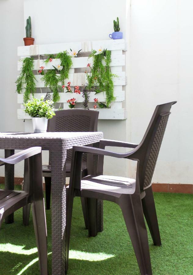 Appartamento Ruzafa, centro ciudad. Terraza-wifi Valenza Esterno foto